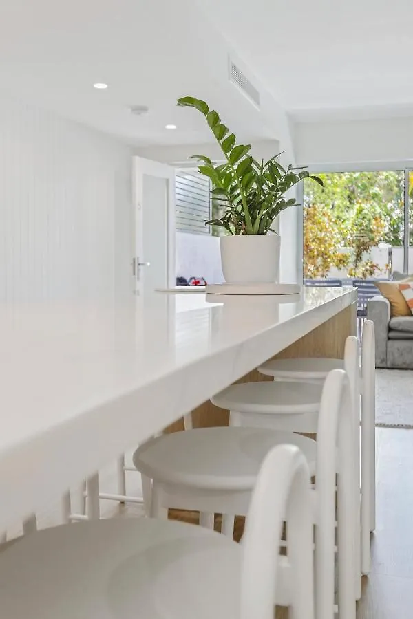 Cosy On Noosa Parade, 努萨